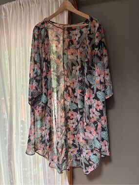 Mudd Black Sheer Floral Kimono with Pink and Mint Flowers